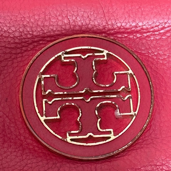 TORY BURCH RED LEATHER ZIPPY WALLET HOST PICK!! - Picture 7 of 7